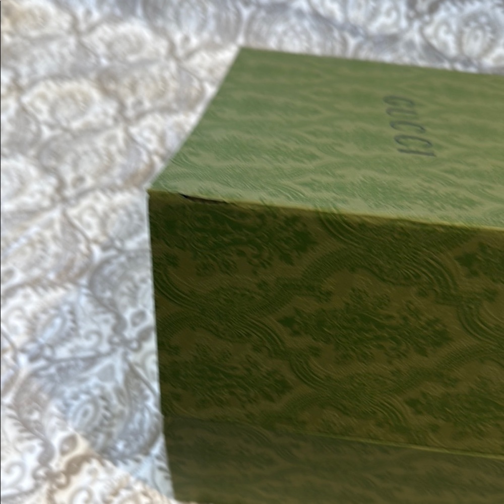 Gucci Green Patterned Box - Picture 4 of 9